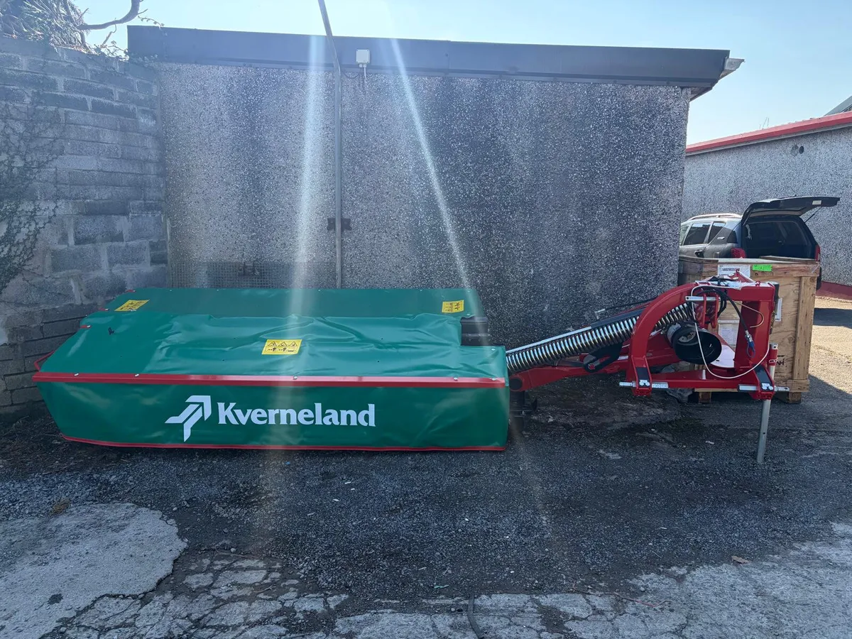 Kverneland disc mowers - Image 1