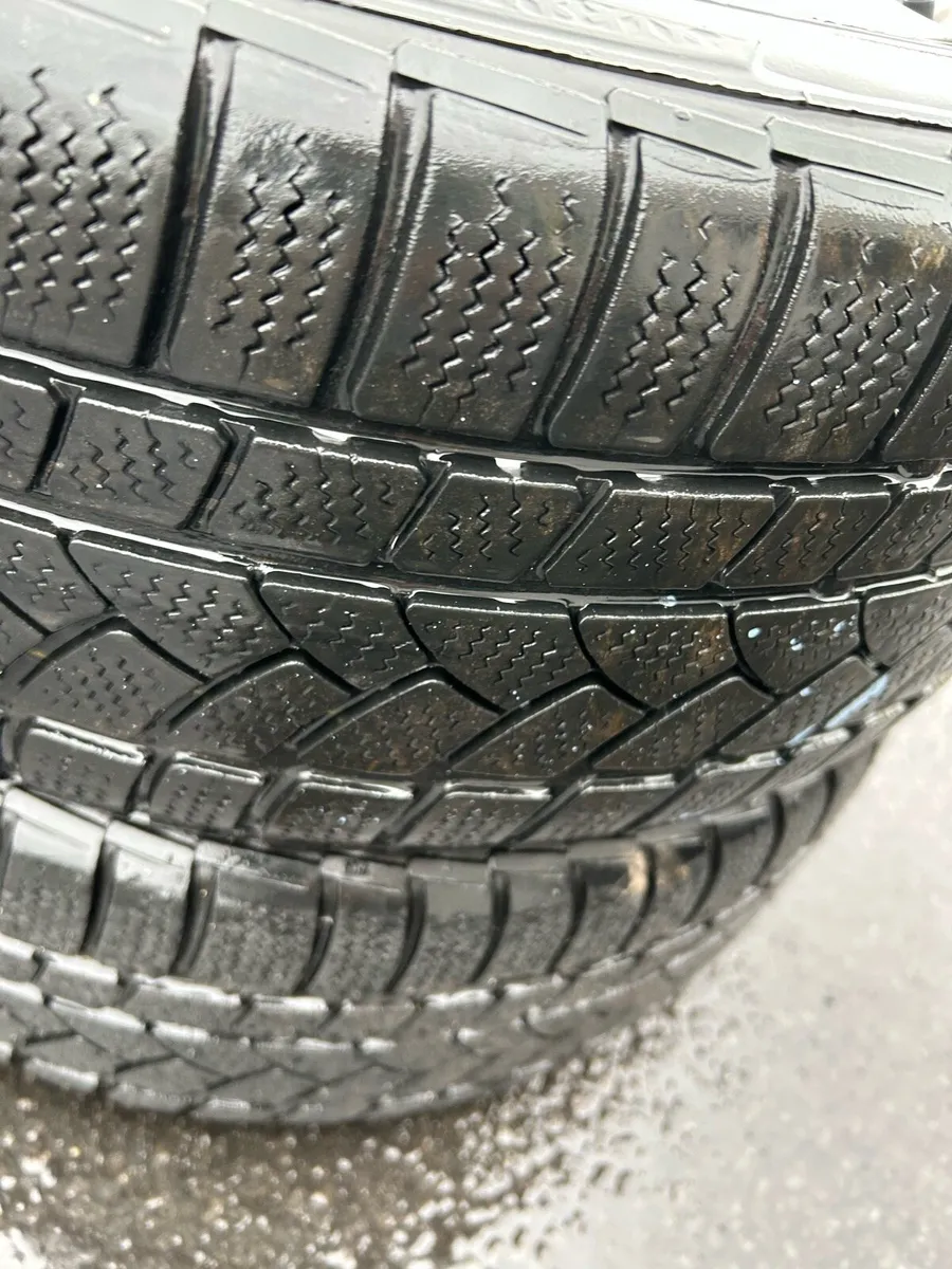 Ford focus/c-Max winter tyres - Image 2