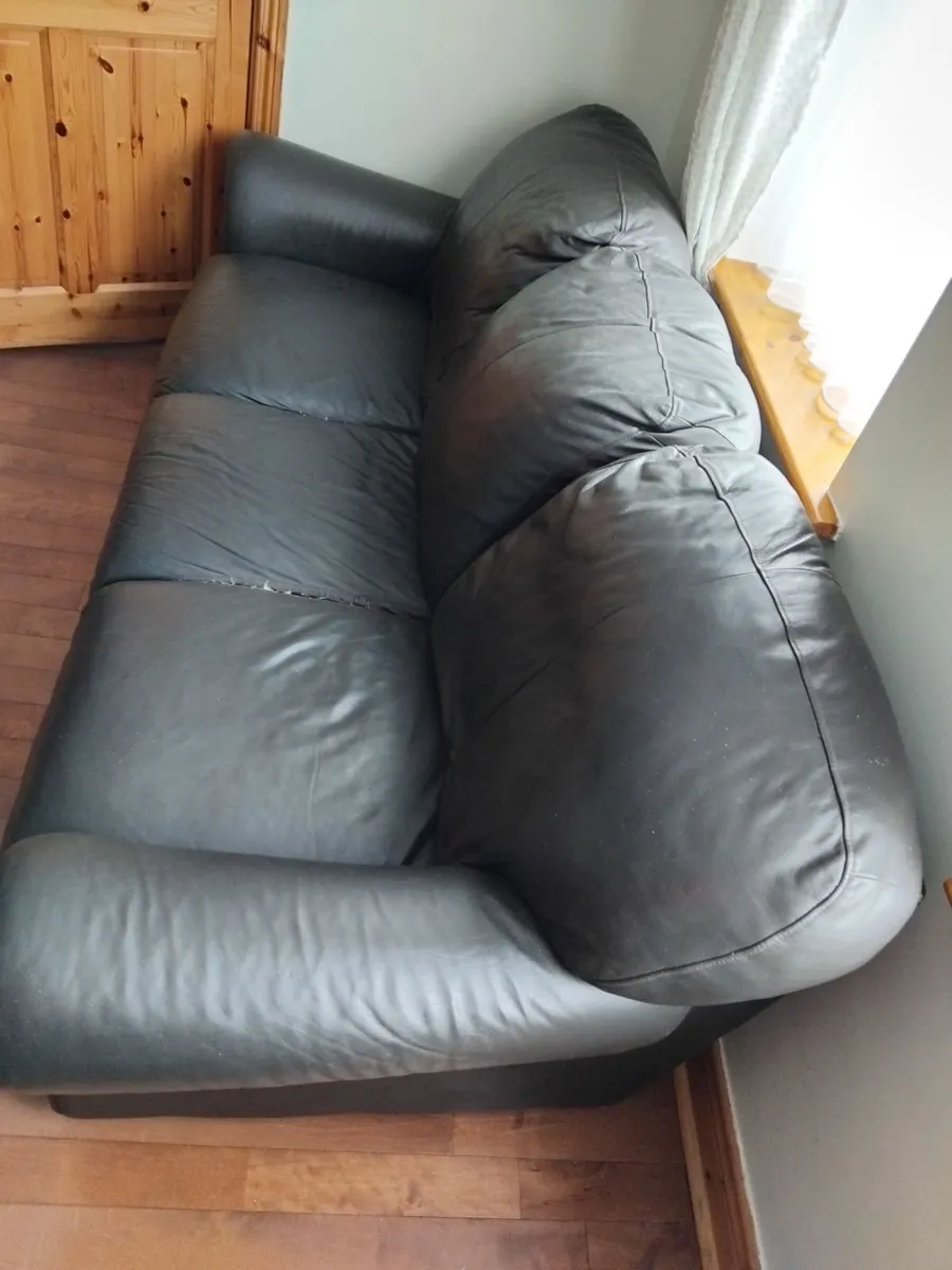 1x2 seat & 1x3 seat black & brown leather couches - Image 4