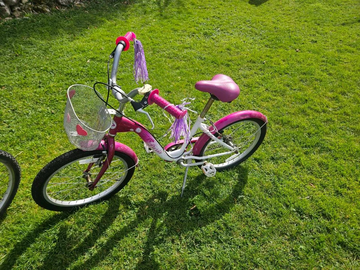 Girls 20" bike - Image 2