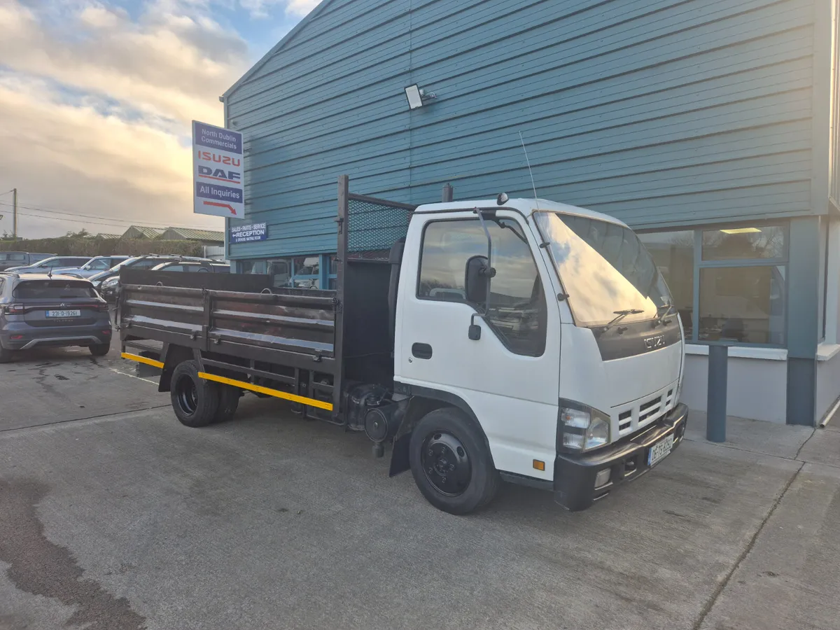 2006 ISUZU 3.5TON TIPPER - Image 1