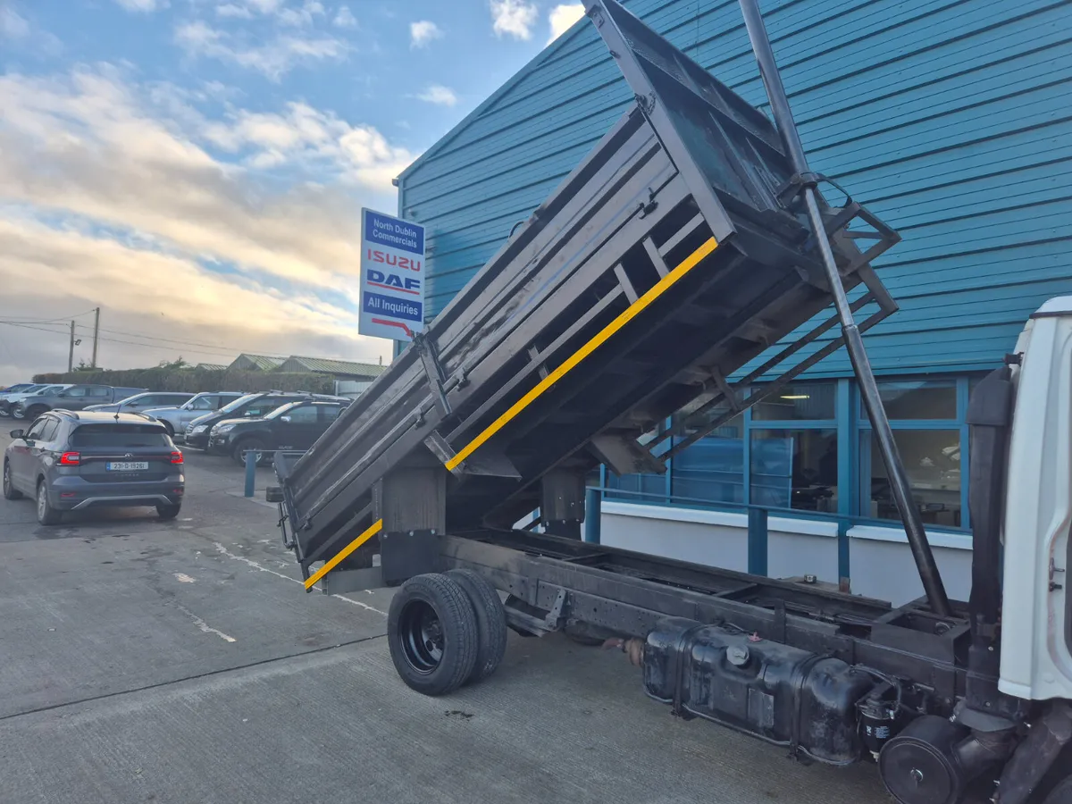2006 ISUZU 3.5TON TIPPER - Image 2