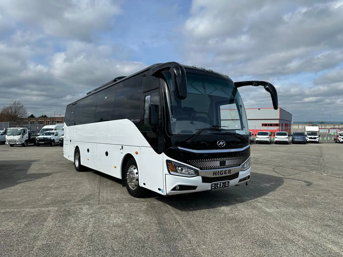 New Higer Super 9 'Touring' - Image 3