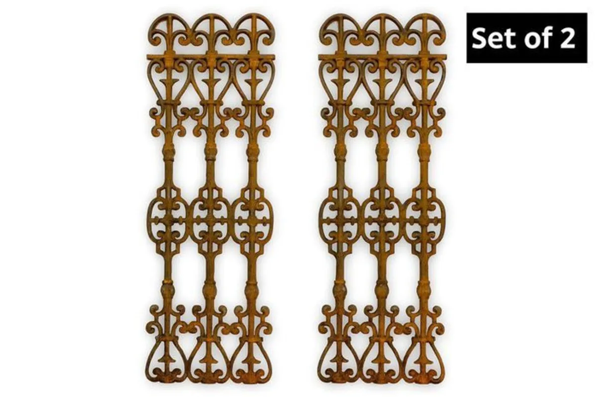 Set of 2 Decorative Cast Iron Garden Trellises - Image 1