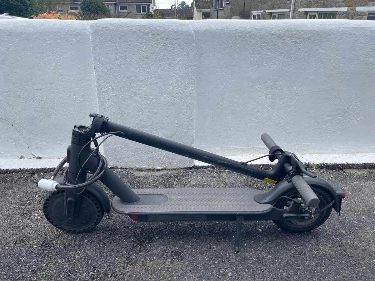 Xiaomi E Scooter - Image 3