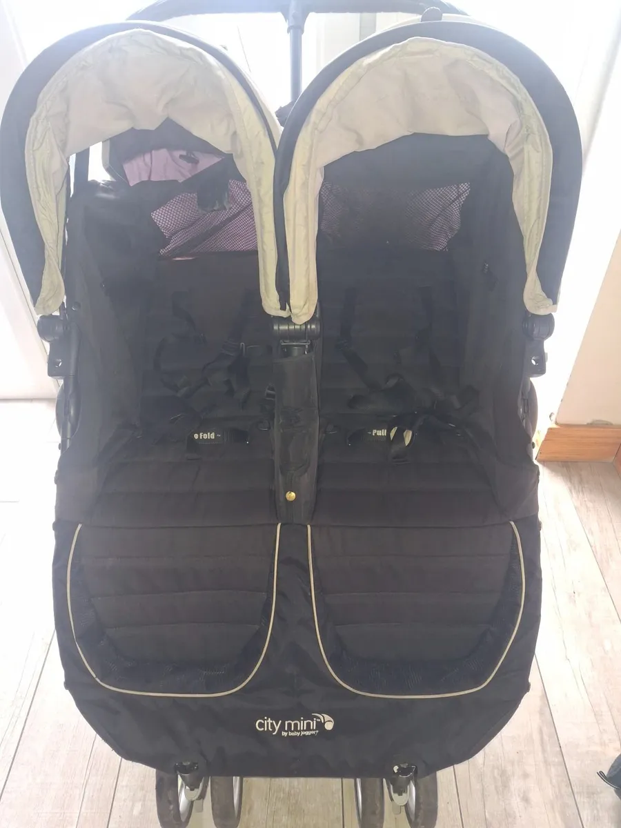 Baby Jogger City Mini Double Pram - Image 1