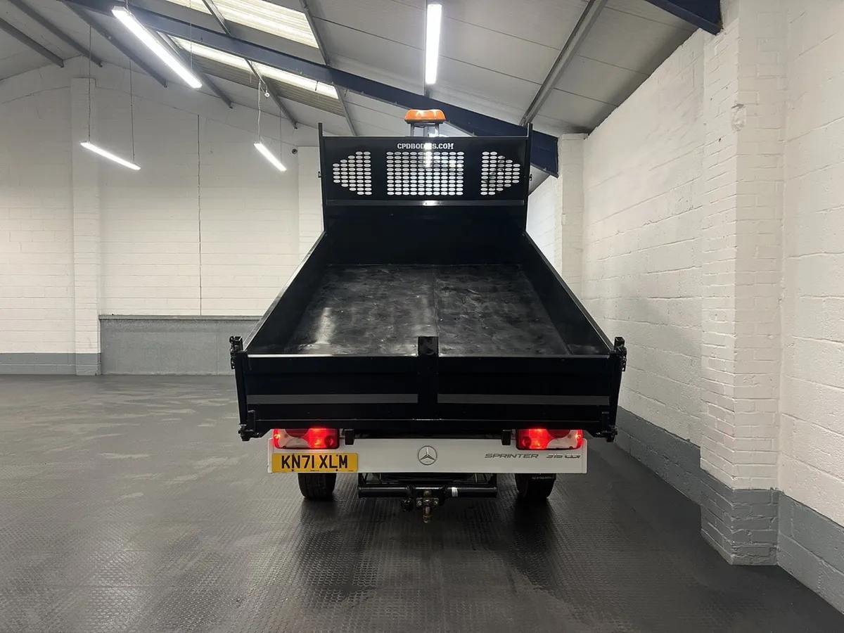 2022 Mercedes-Benz Sprinter Tipper Van - Image 3