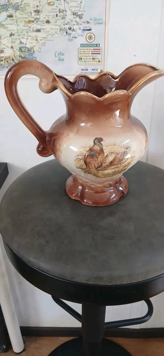 Old vintage jug - Image 1
