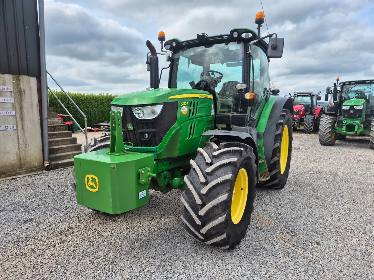 John Deere  6130r - Image 2