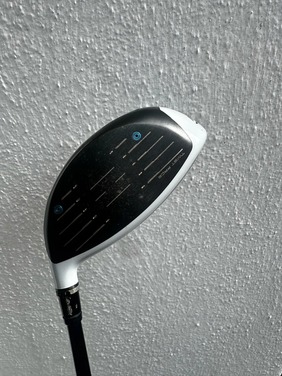 Taylormade sim driver - Image 3