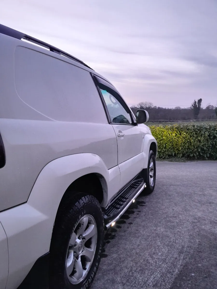 Toyota Landcruiser 6 speed - Image 2