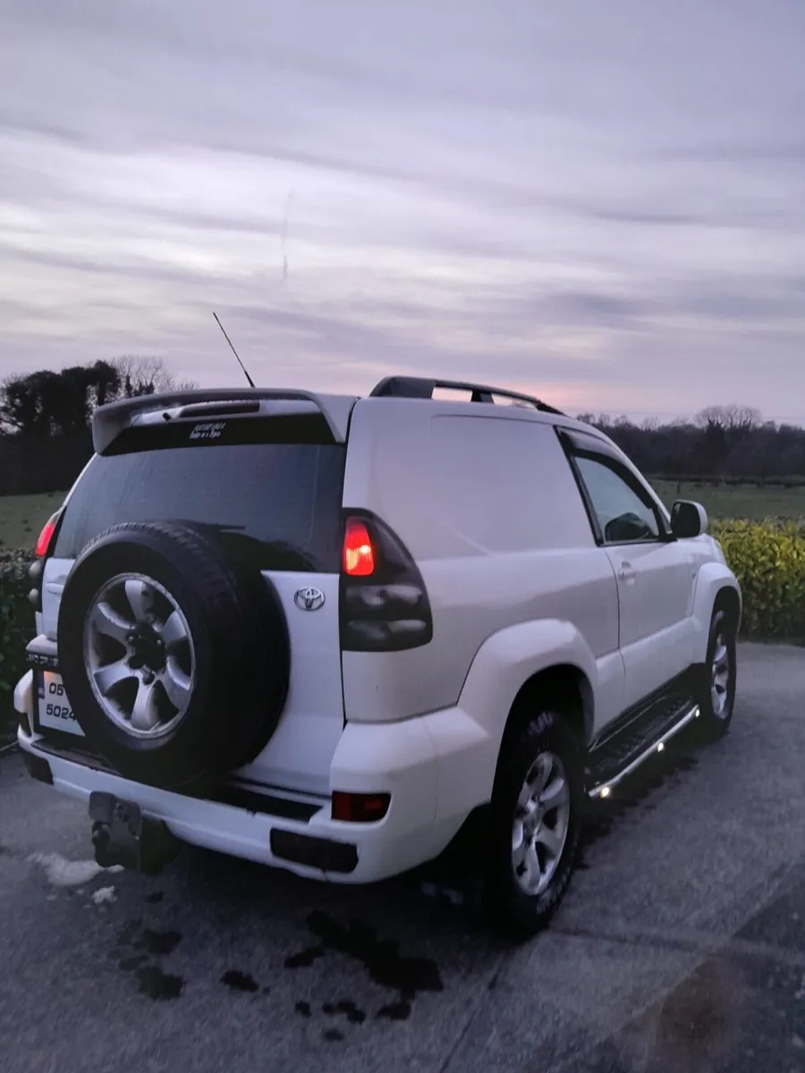 Toyota Landcruiser 6 speed - Image 3