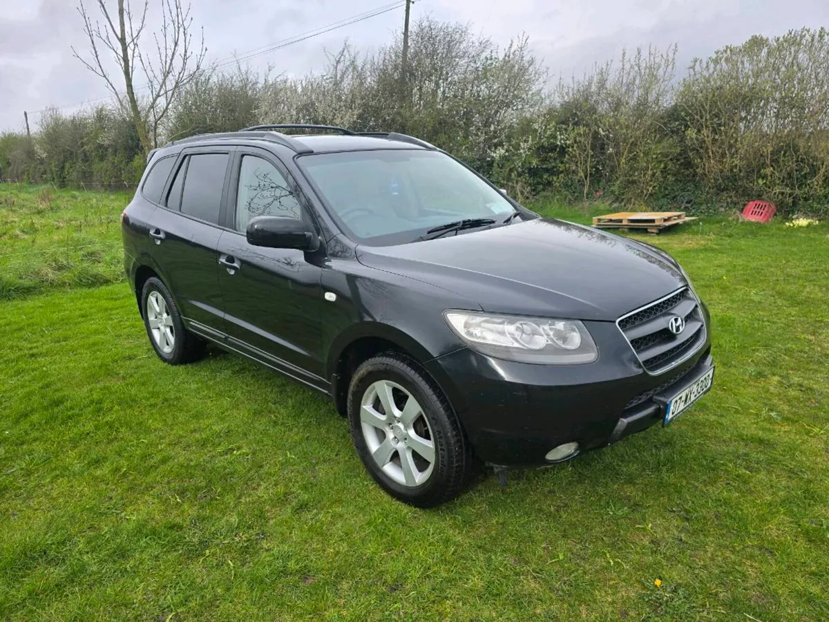 Crew Cab 5 Seater 333 Tax Automatic New Doe - Image 1