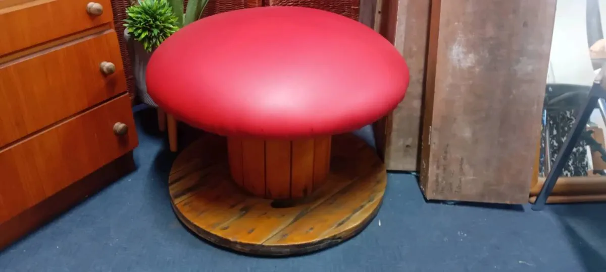 Upcycled Cable Reel Seat