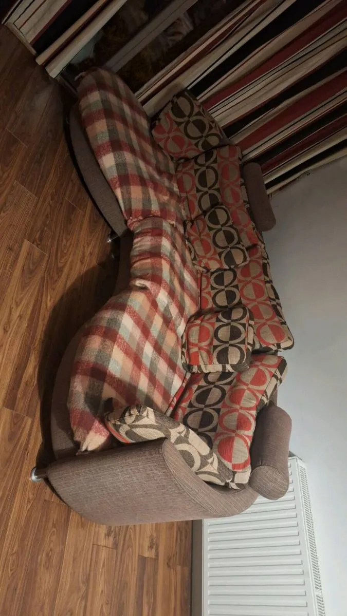 3 Seater Designer Sofa FAMA - Image 3