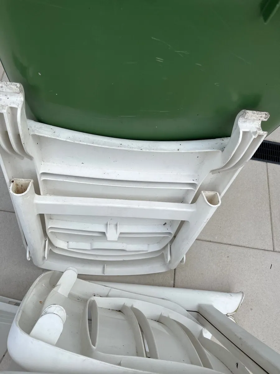 Sun Lounger - Image 1