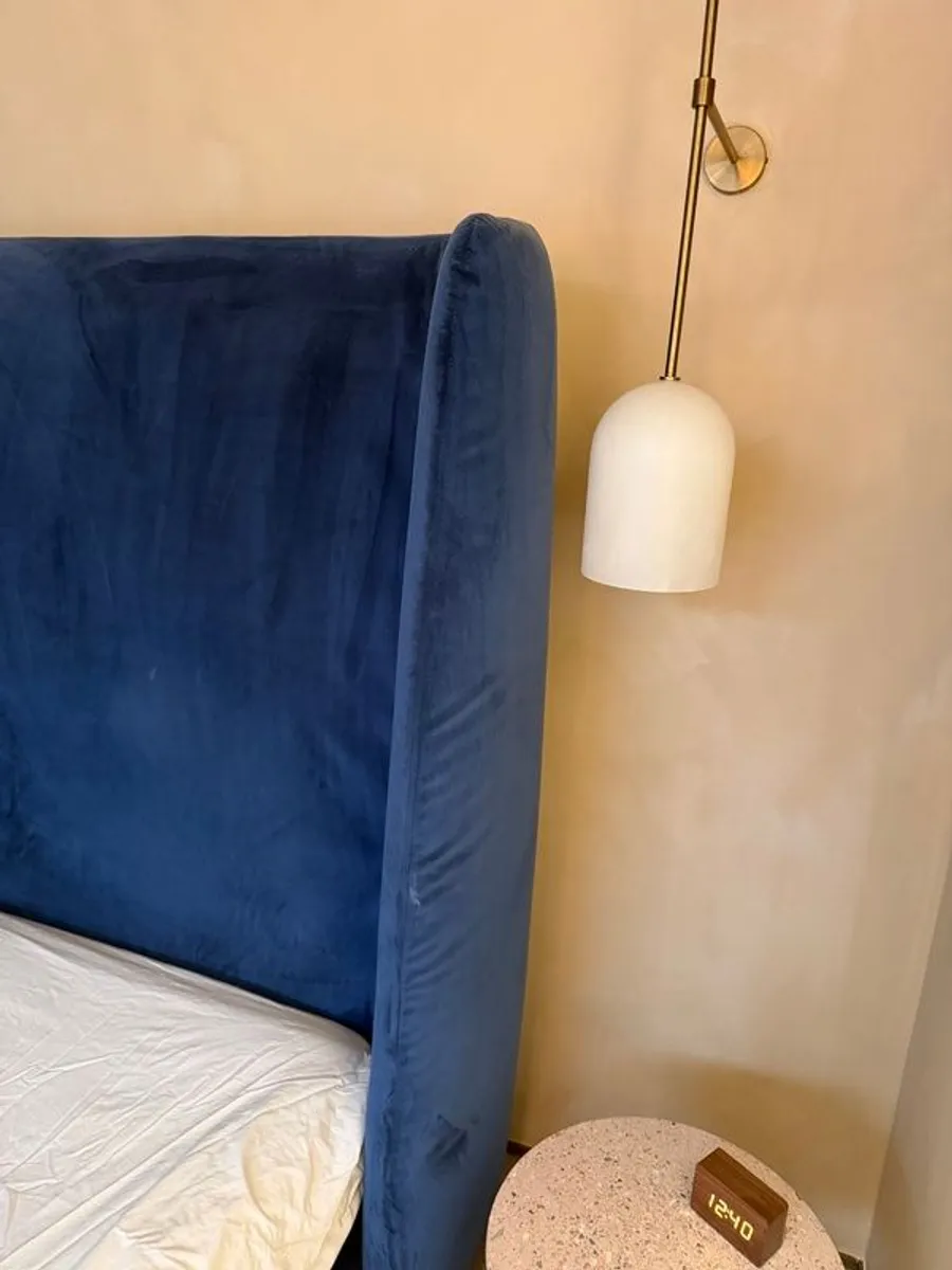 King Size Bonaldo Bed - Image 4