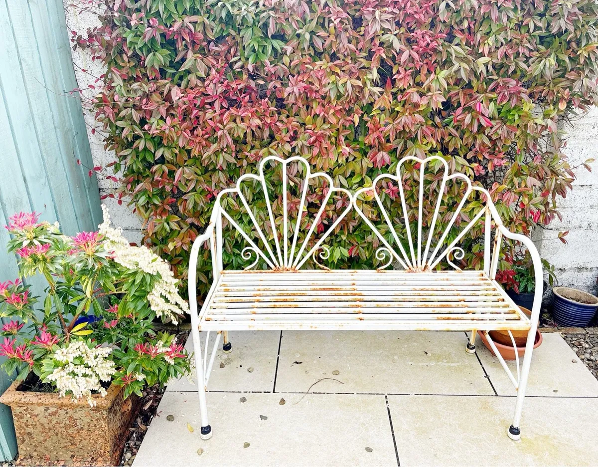 Elegant white metal garden bench for sale - Image 2