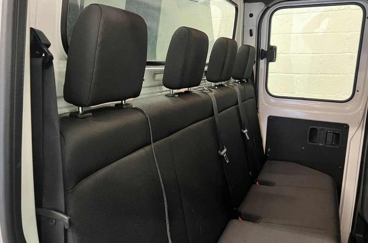 2022 Mercedes-Benz Sprinter Tipper Van - Image 4