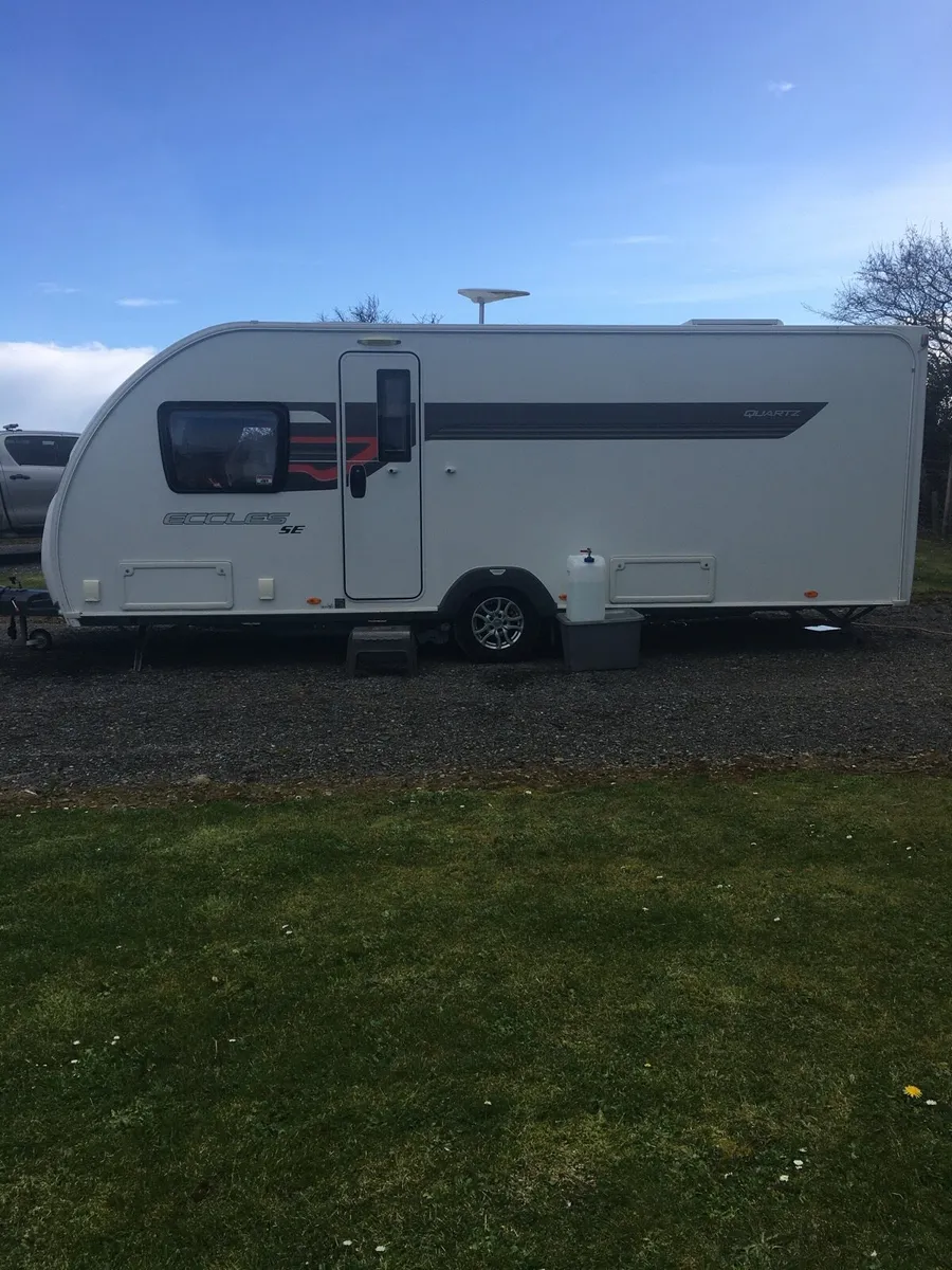 2016 Sterling 4 Berth Island Bed Caravan - Image 4