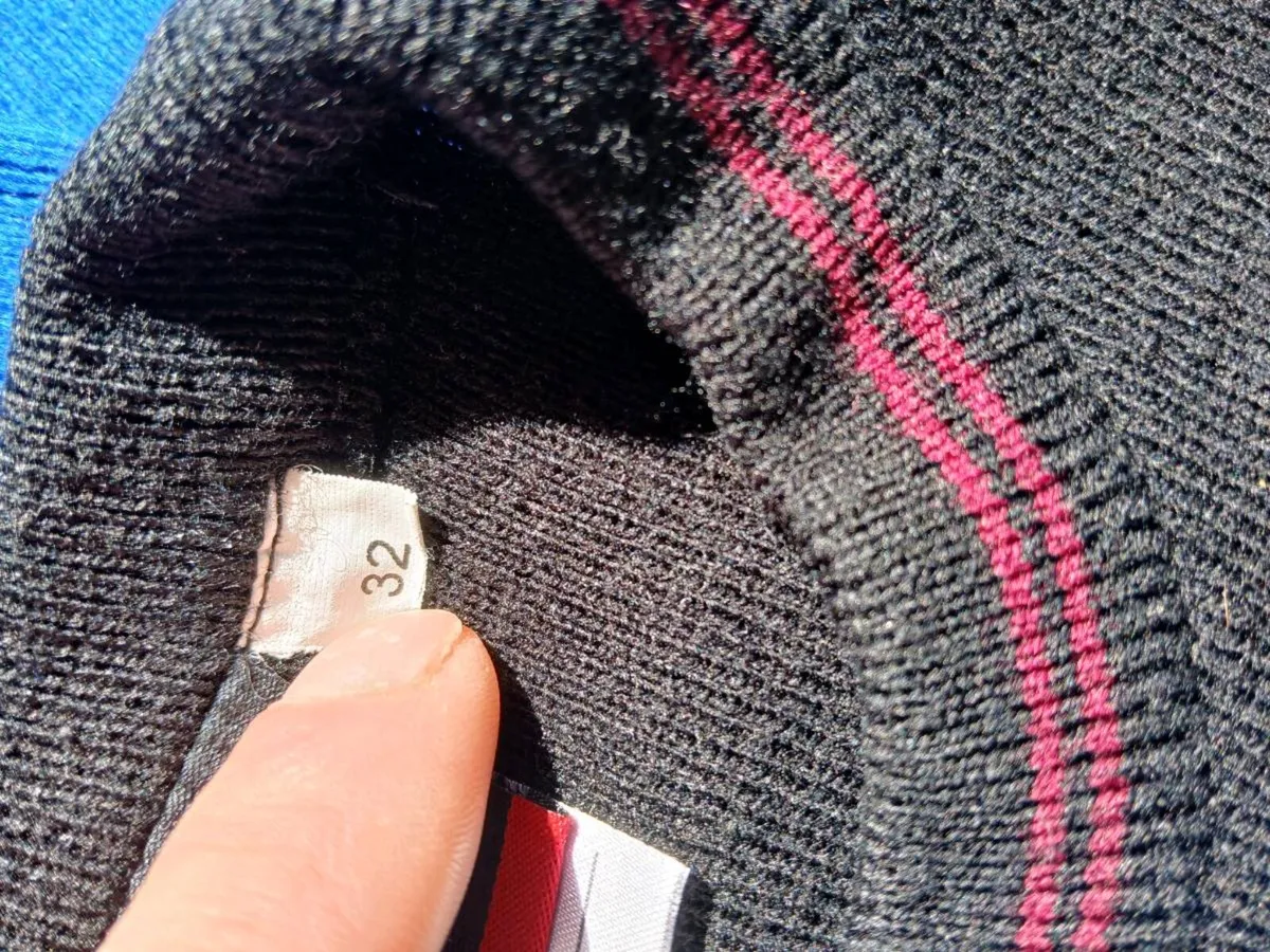 School uniform clothing - Image 2