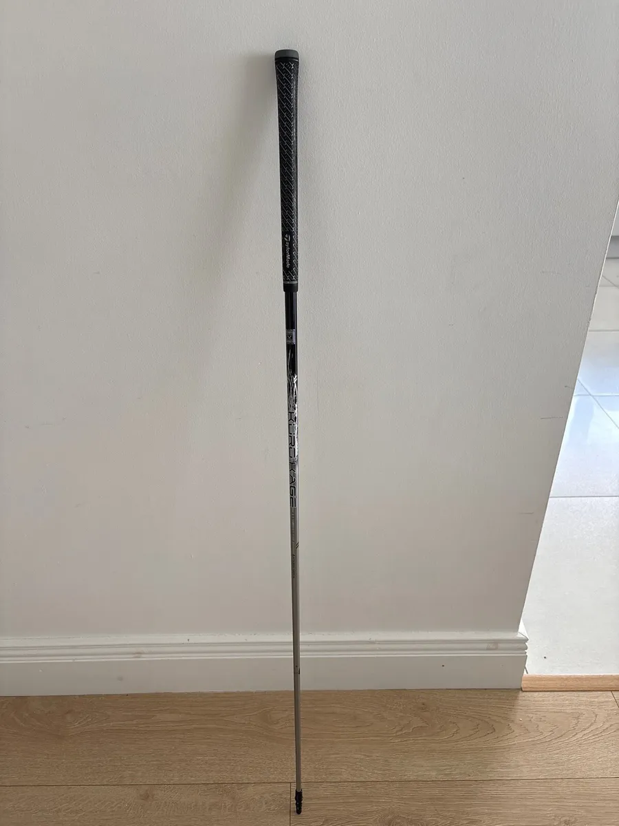 Taylormade driver stiff shaft - Image 1