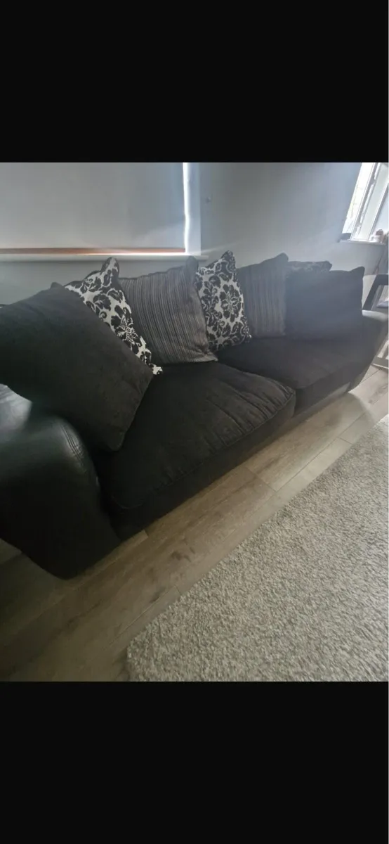 2 seater & 3 seater - Image 2