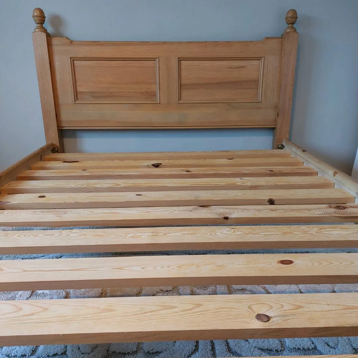 Double bed - Image 1