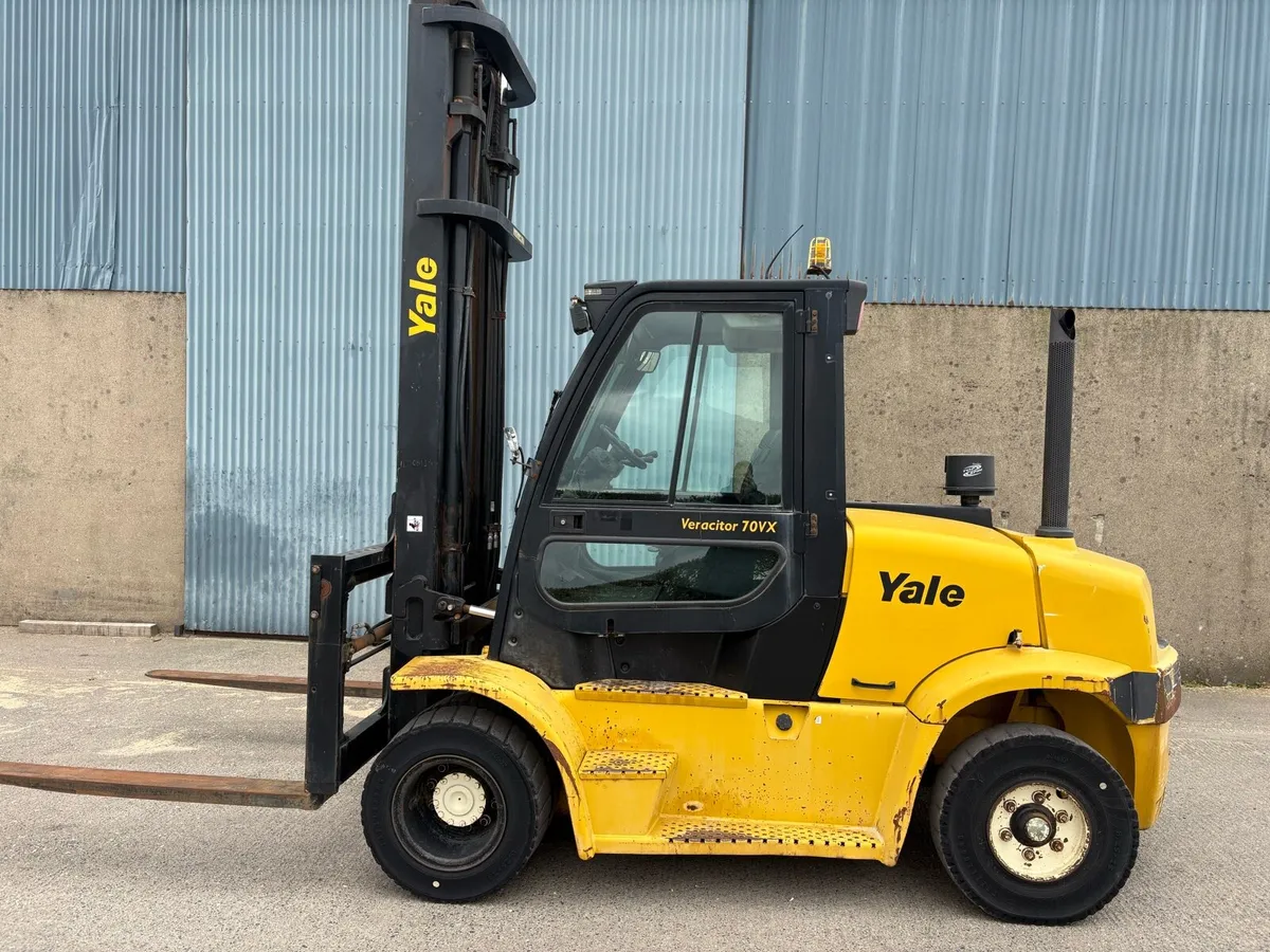 2012 Yale 7 Tonne Diesel Forklift - Image 2