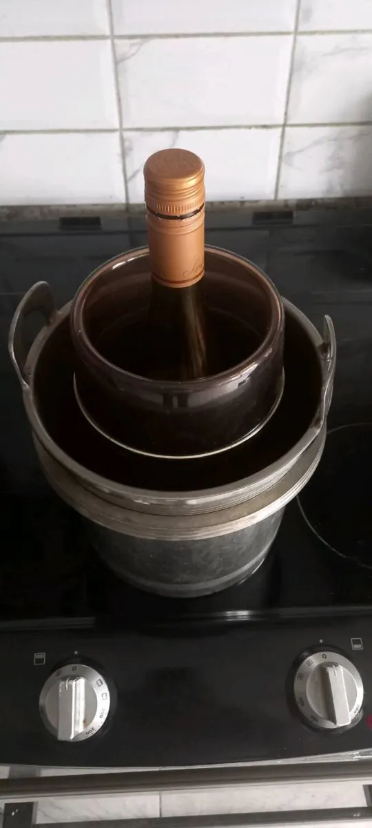 Vintage Champagne/Wine Cooler - Image 4