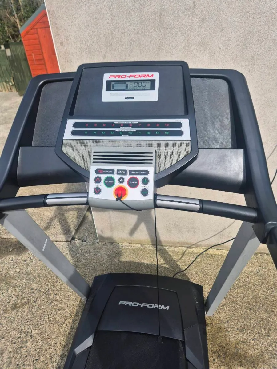 ✨️✨️ProForm Treadmill ✨️✨️ - Image 2
