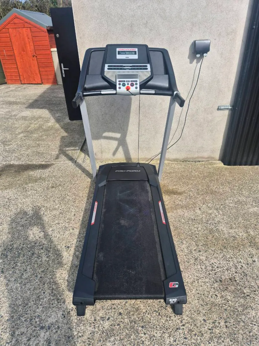 ✨️✨️ProForm Treadmill ✨️✨️ - Image 3