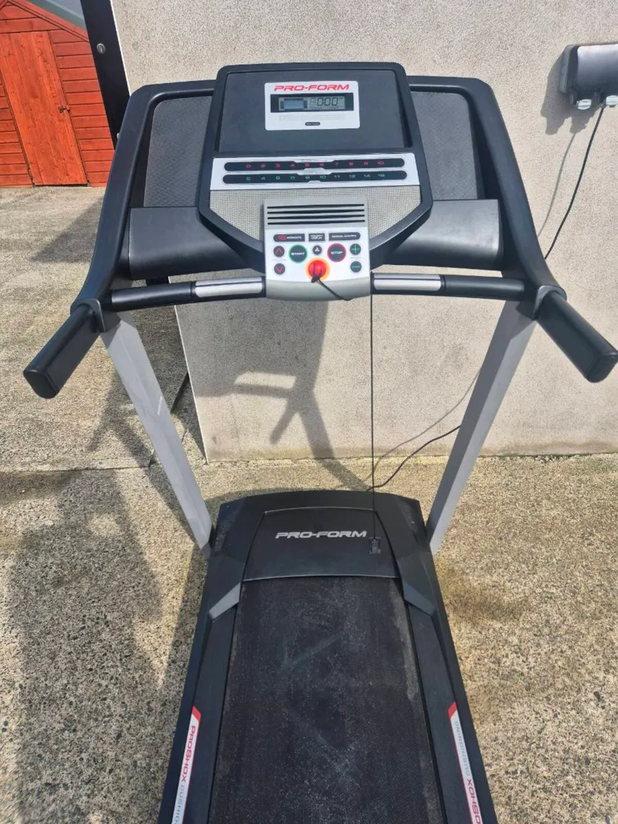 ✨️✨️ProForm Treadmill ✨️✨️ - Image 4