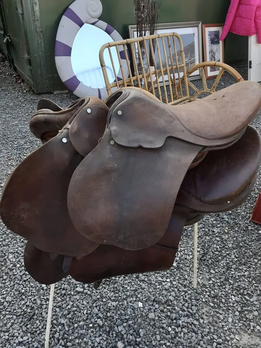 Buy , Sell or exchange, Christy's Market - Image 1