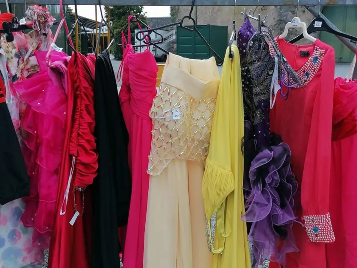 Buy , Sell or exchange, Christy's Market - Image 2