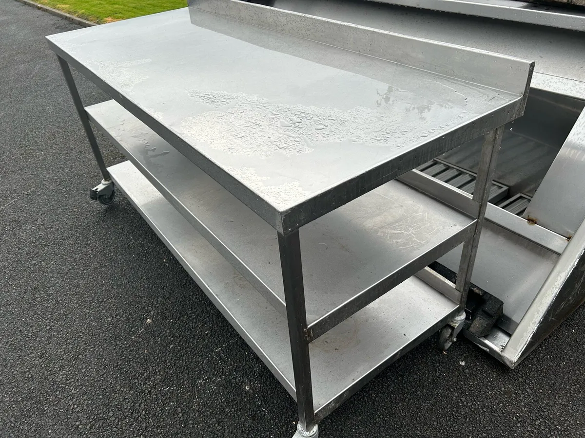 Kitchen equipment - Image 1