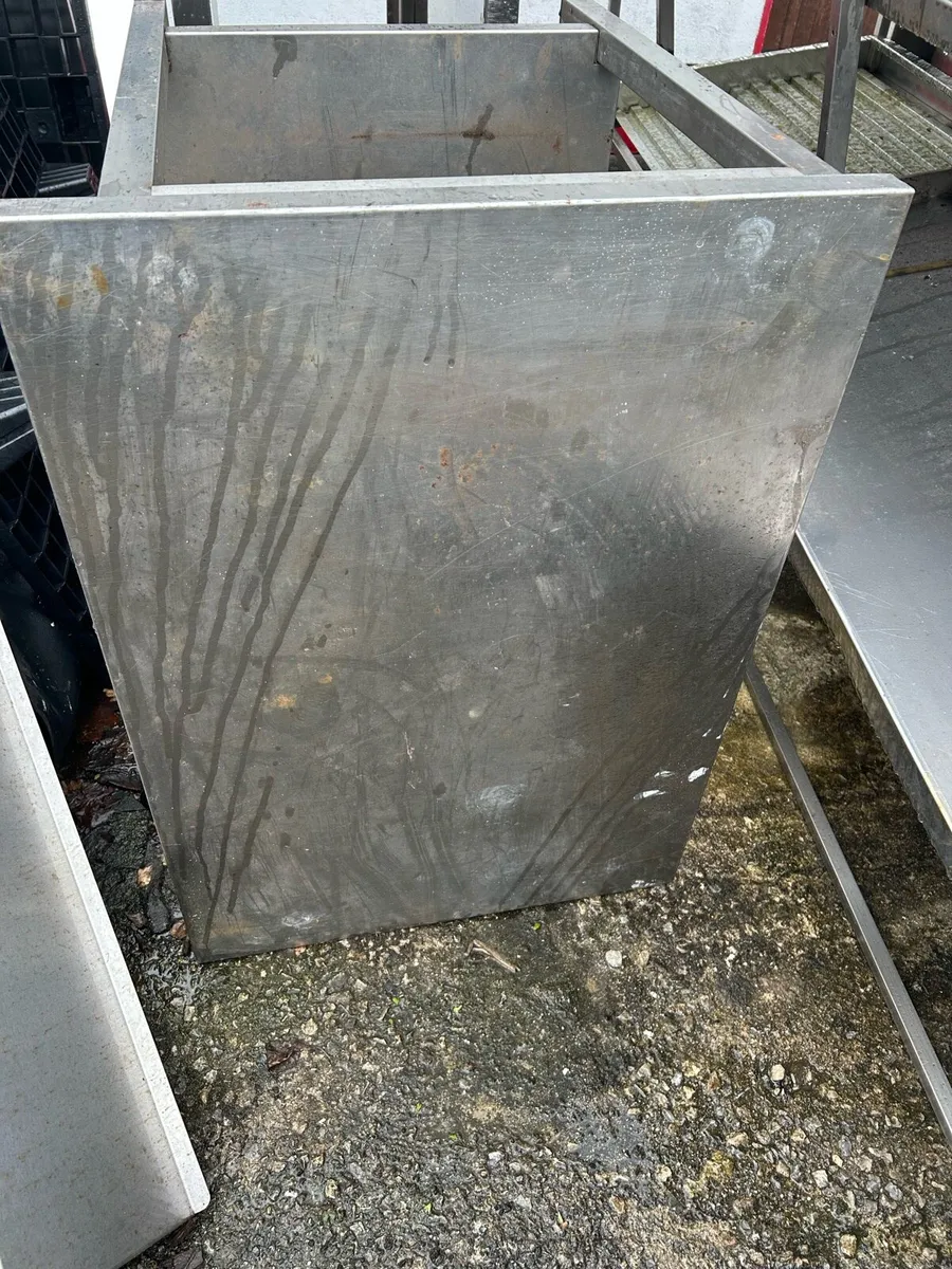 Kitchen equipment - Image 4