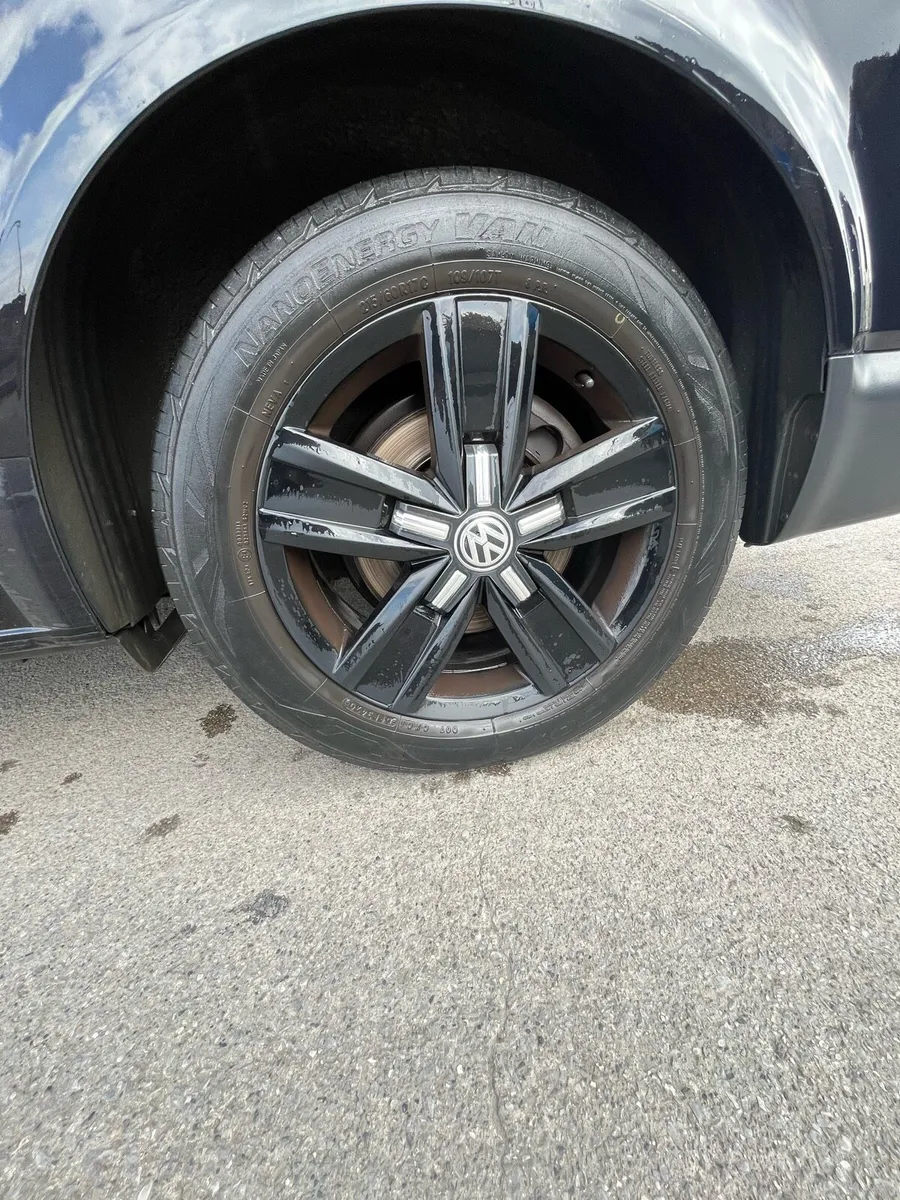 Vw alloys and seat covers - Image 3