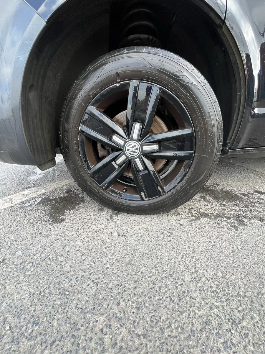 Vw alloys and seat covers - Image 4