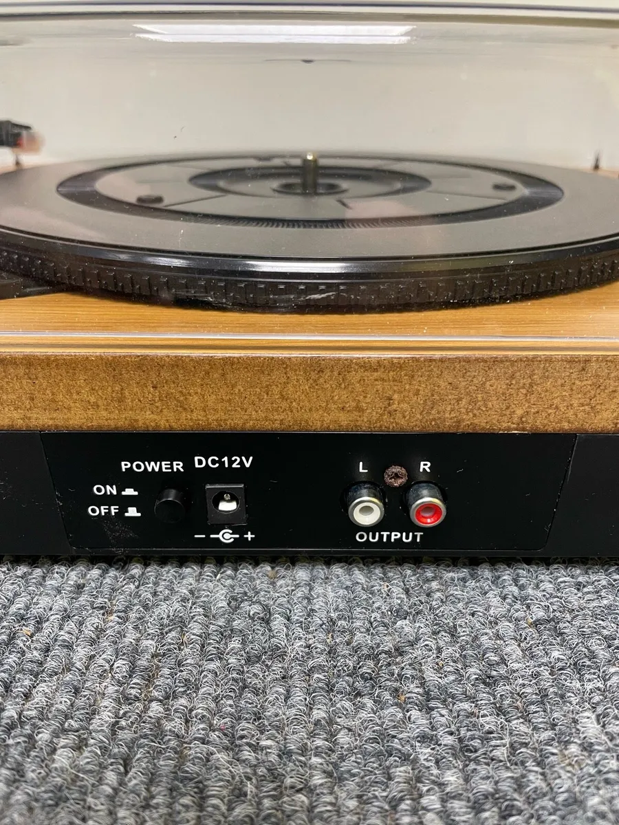Bush vinyl turntable with speakers - Image 3