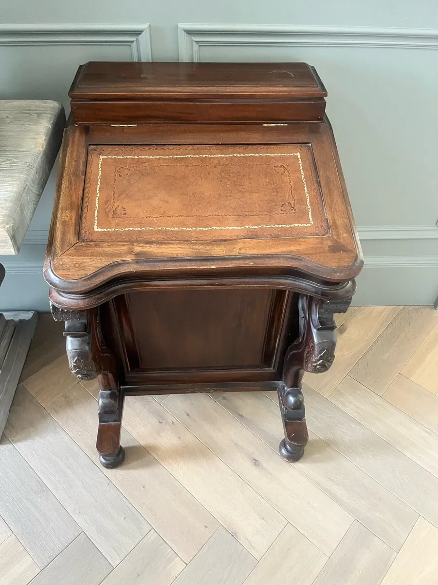 Mahogany Writing desk - Image 1