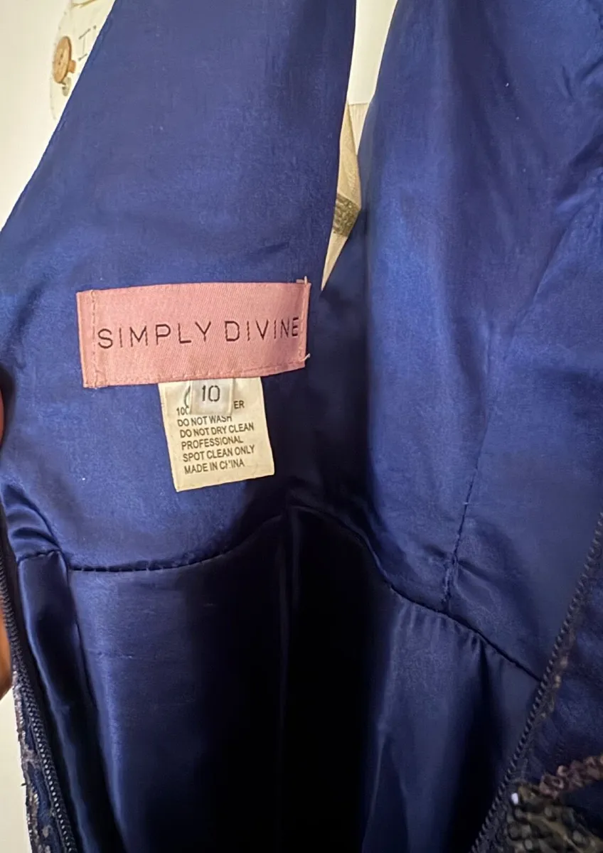 Debs dress - Image 2