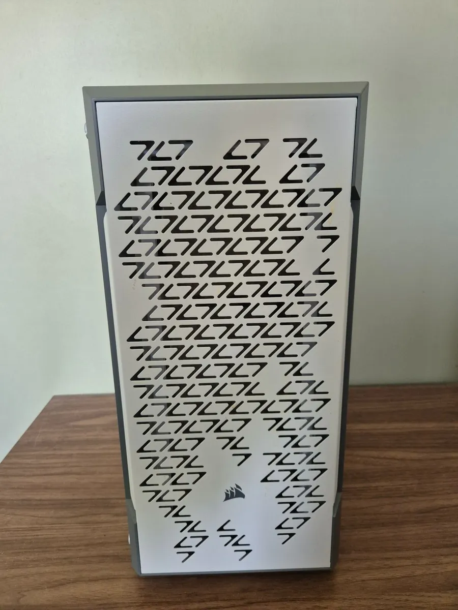 Gaming PC / i7 12700K / 32GB GDDR4 / 3060Ti - Image 1