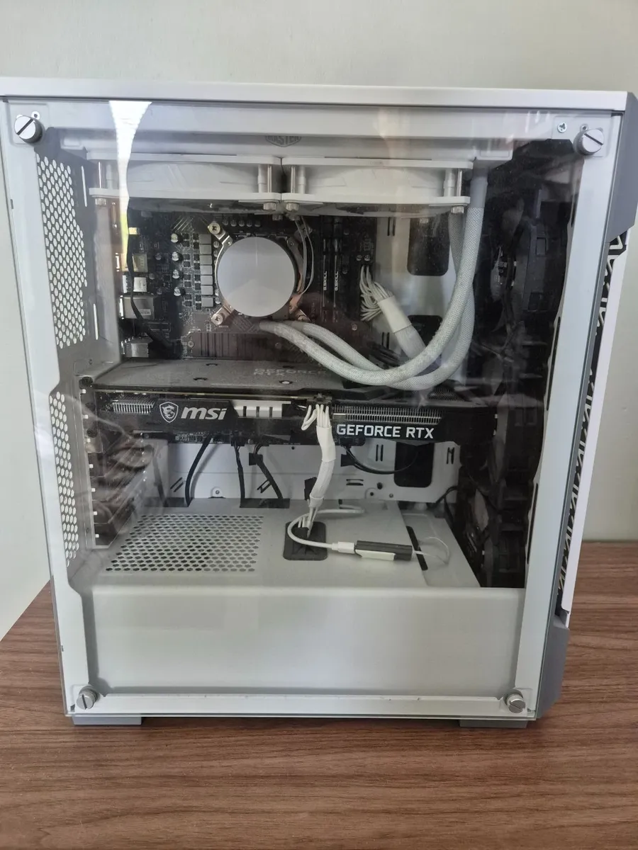 Gaming PC / i7 12700K / 32GB GDDR4 / 3060Ti - Image 2