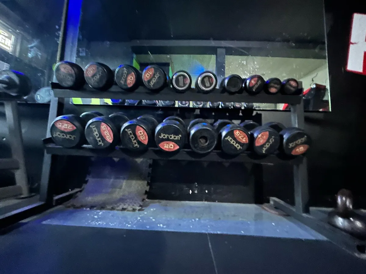 gym equipment - Image 1