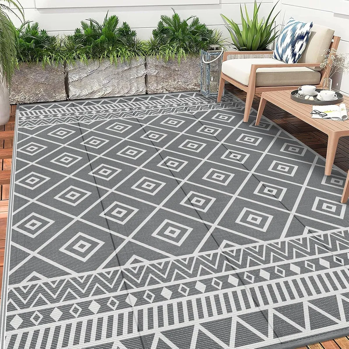 Extra Large Outdoor Area Rug 240 x 300 cm Durable - Image 1