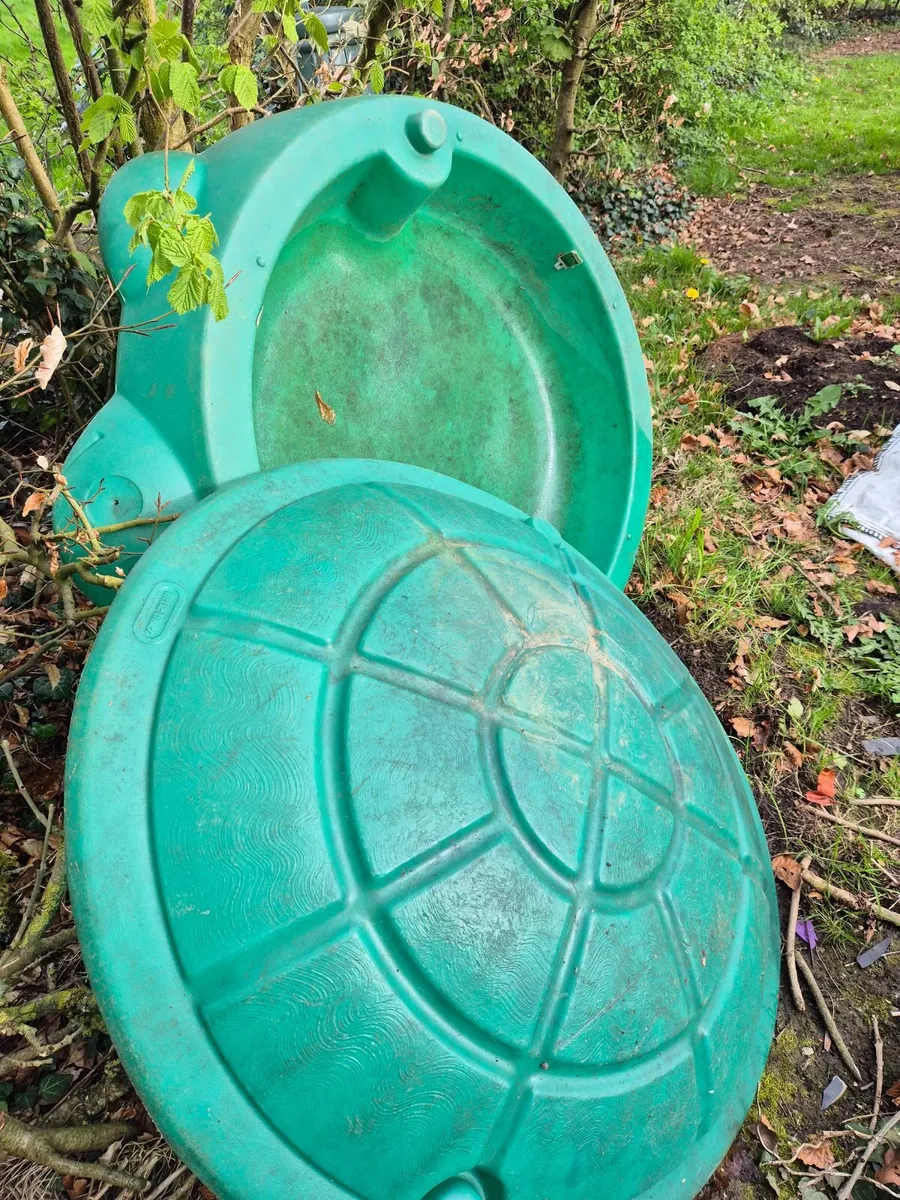 Sand pit-Free to take away