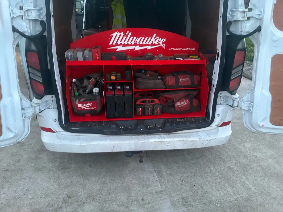 Milwaukee van unit - Image 1