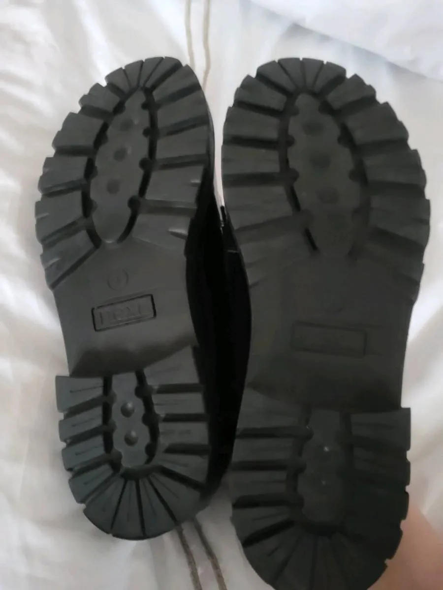 Next girls shoes Brand New size 1 - Image 2