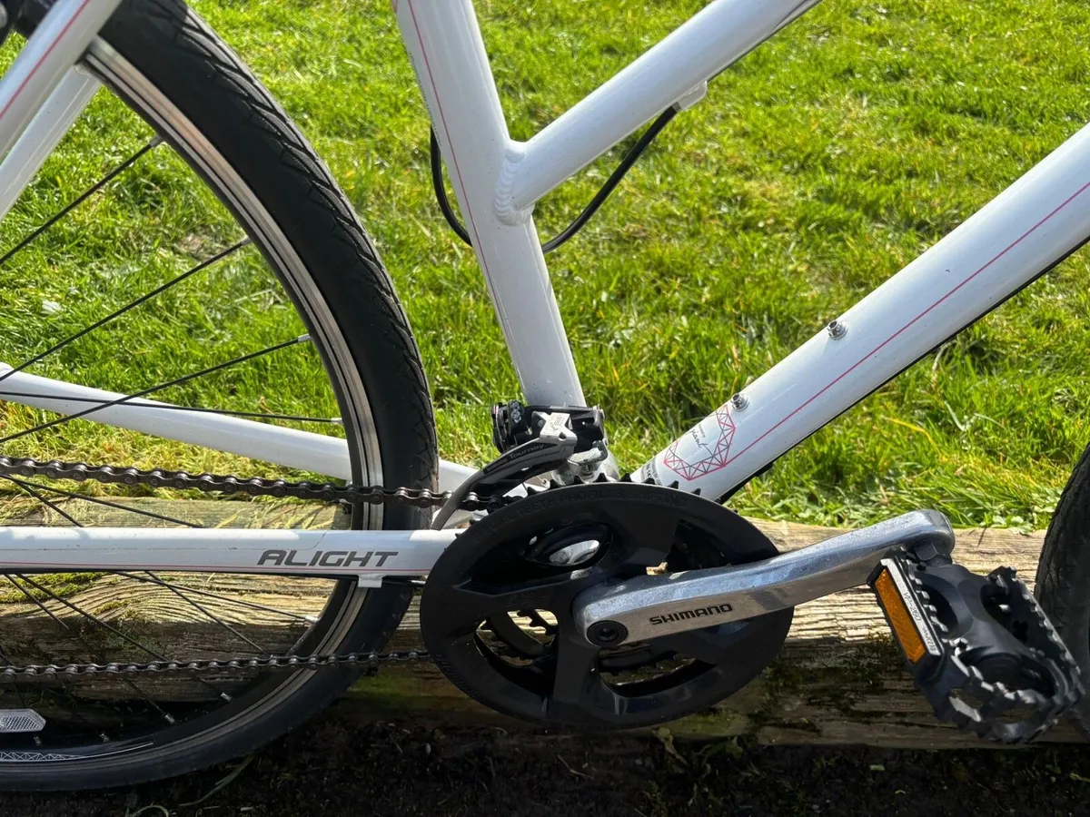 Women’s bike, Liv alight - Image 4